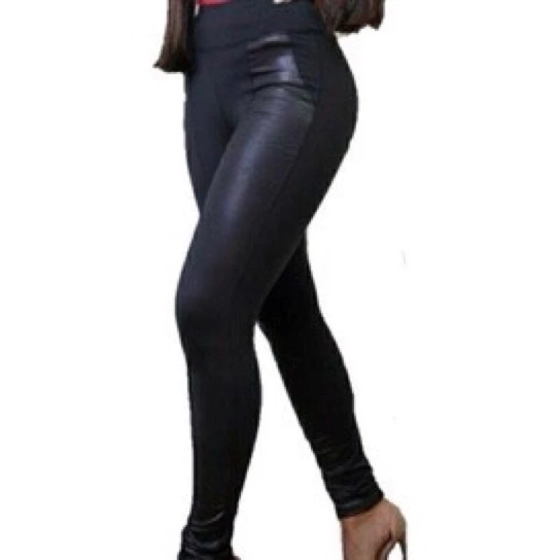 Calça Montaria Flanelada Com Detalhe Cirrê Calça Legging Montaria Suplex com Detalhe na Lateral em Cirrê Legging Montaria Cirre Flanelada